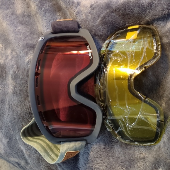 dragon Other - Dragon Snowboard Goggles w/ Luma Lens